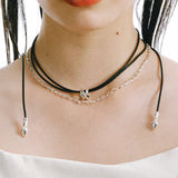 Crossing necklace leather_J017