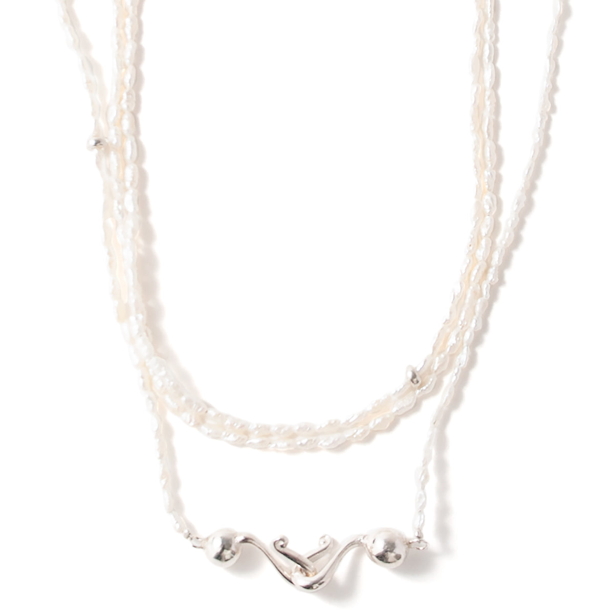 Pistil pearl long necklace_H010 – MAISON D