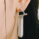 Tassel pierce_J033